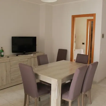 Sisters' House Apartment